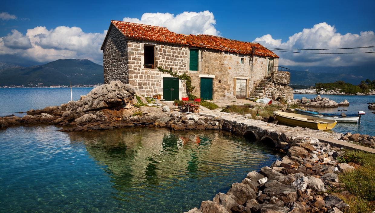 Real estate in Montenegro: prospects and benefits